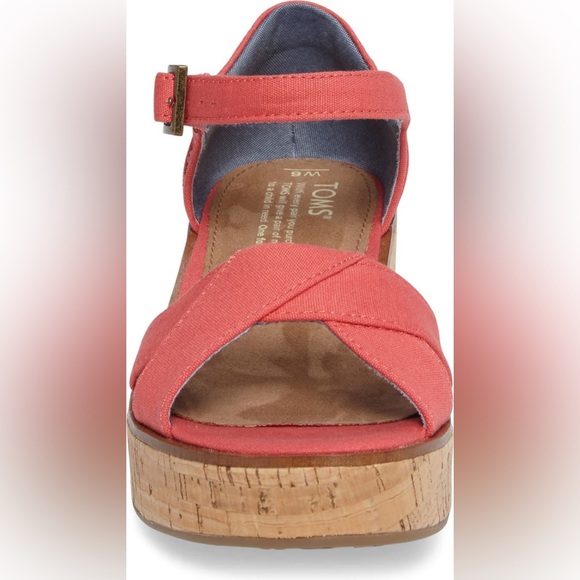 TOMS Pre-Owned Women’s Harper cork low platform wedge Coral sandals Size 7.5 - Picture 8 of 11